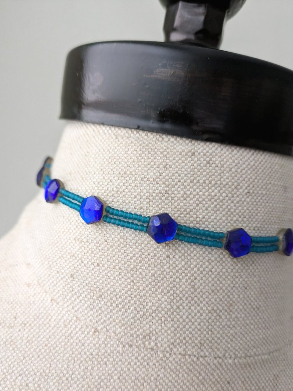90s vtg artisan austrian bead choker neckalce - Picture 3 of 4